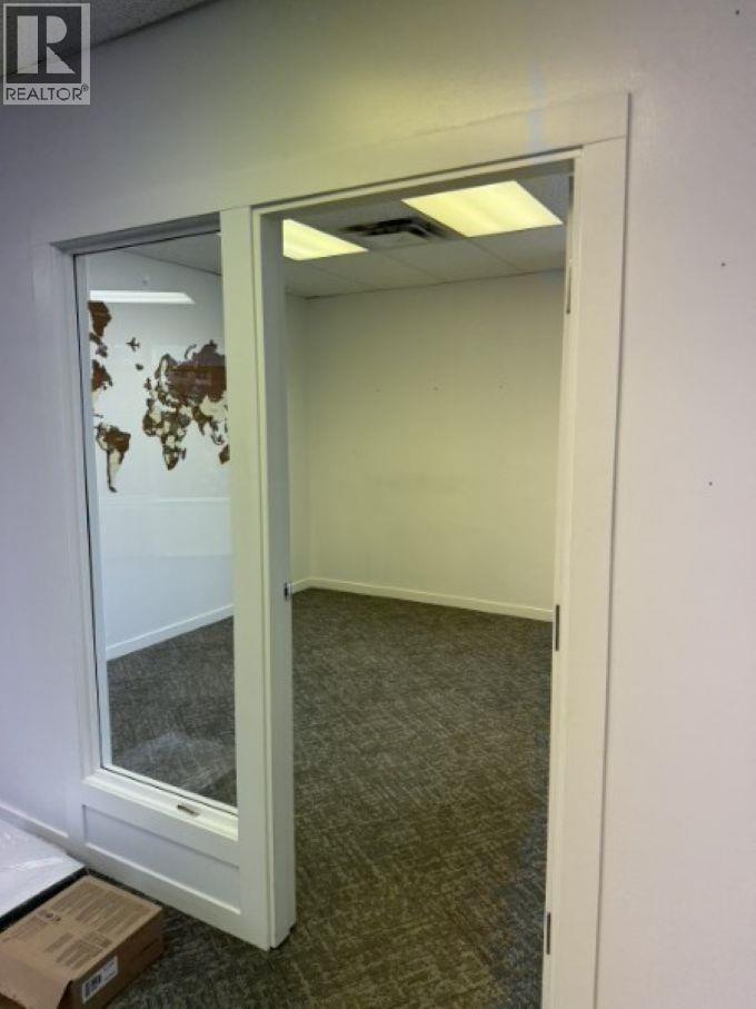 Office in Burnaby - Image 7