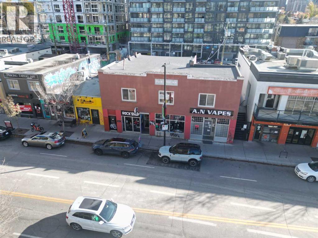 328 10 Street NW, Calgary, Alberta