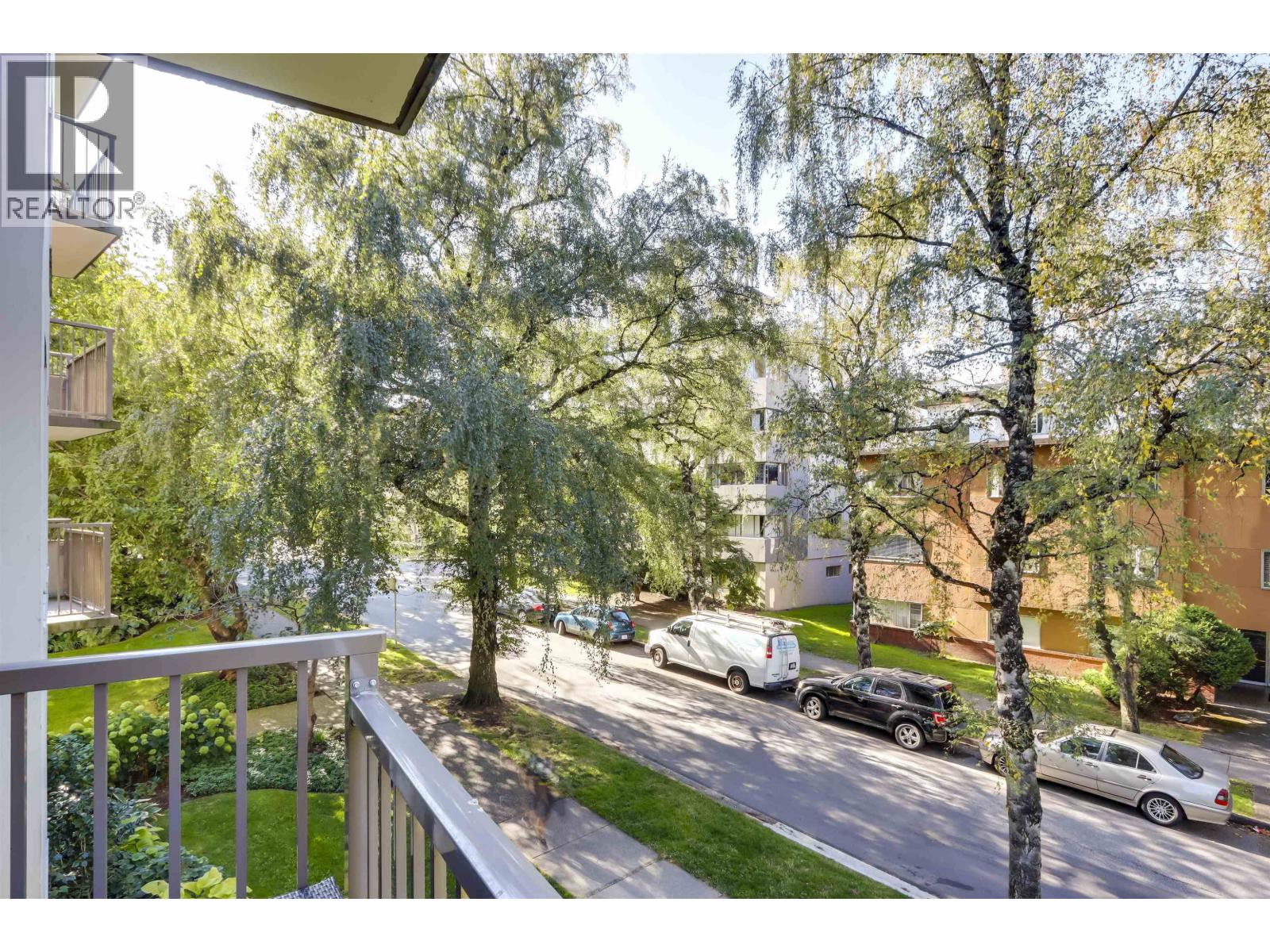 201 1251 CARDERO STREET, Vancouver