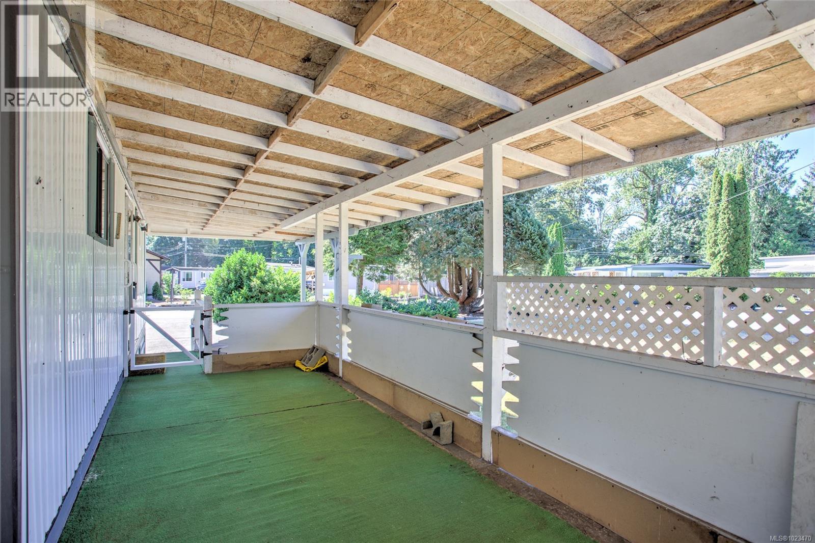 302 2885 Boys Rd, Duncan