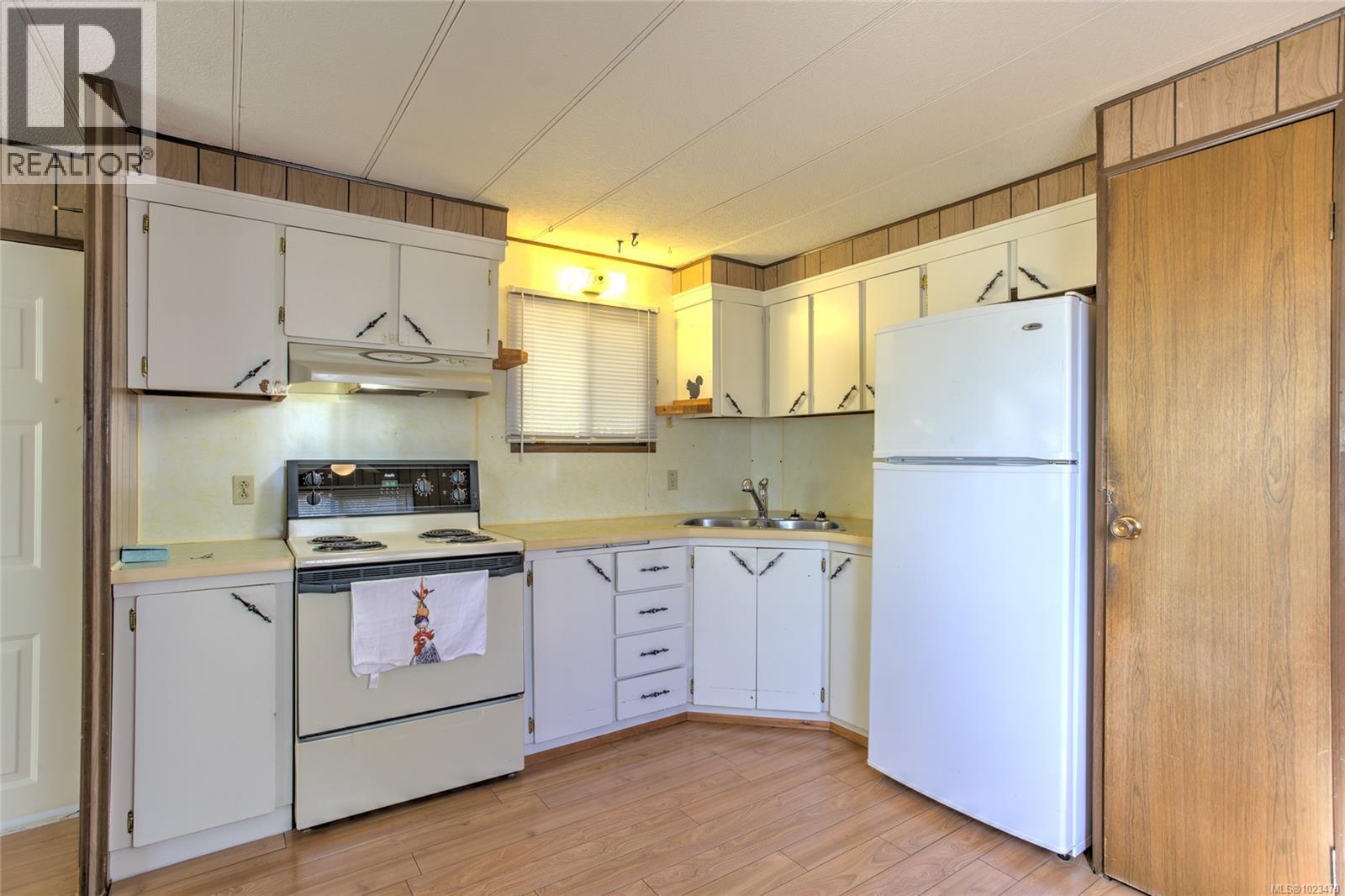 302 2885 Boys Rd, Duncan