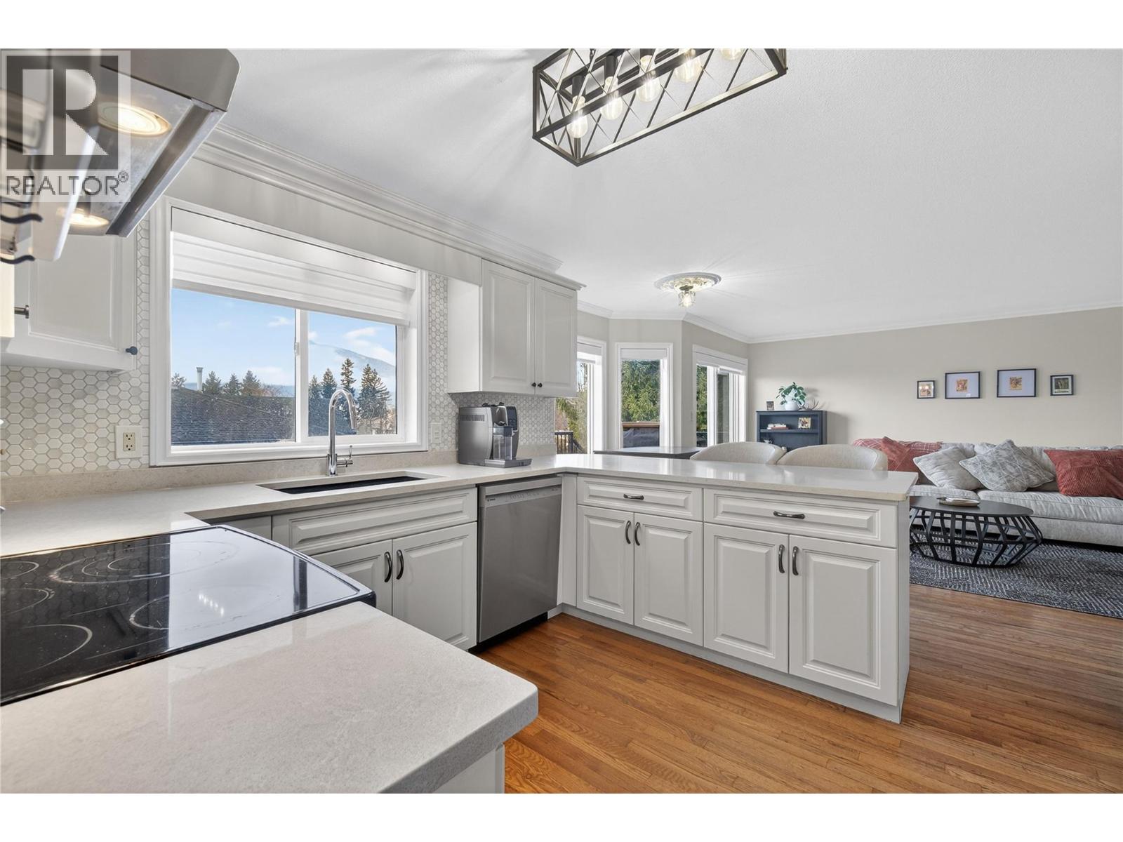  4801 13 Street Northeast, Salmon Arm