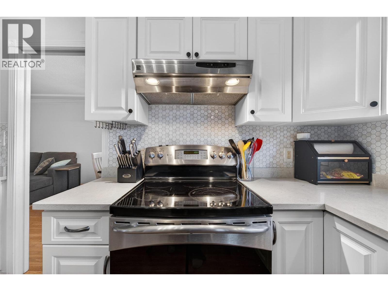  4801 13 Street Northeast, Salmon Arm