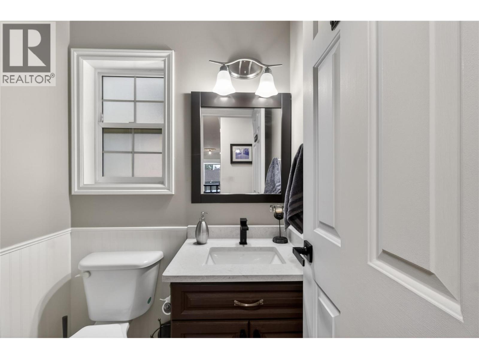  4801 13 Street Northeast, Salmon Arm