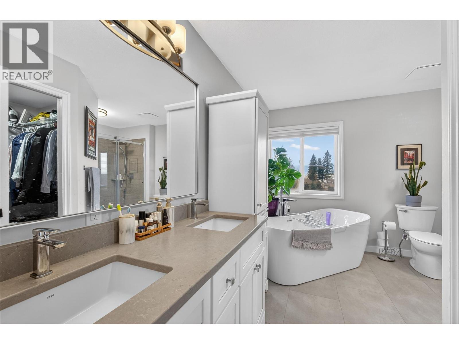  4801 13 Street Northeast, Salmon Arm