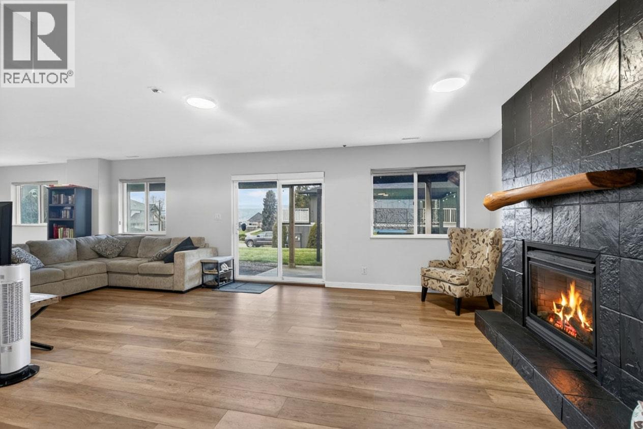  4801 13 Street Northeast, Salmon Arm