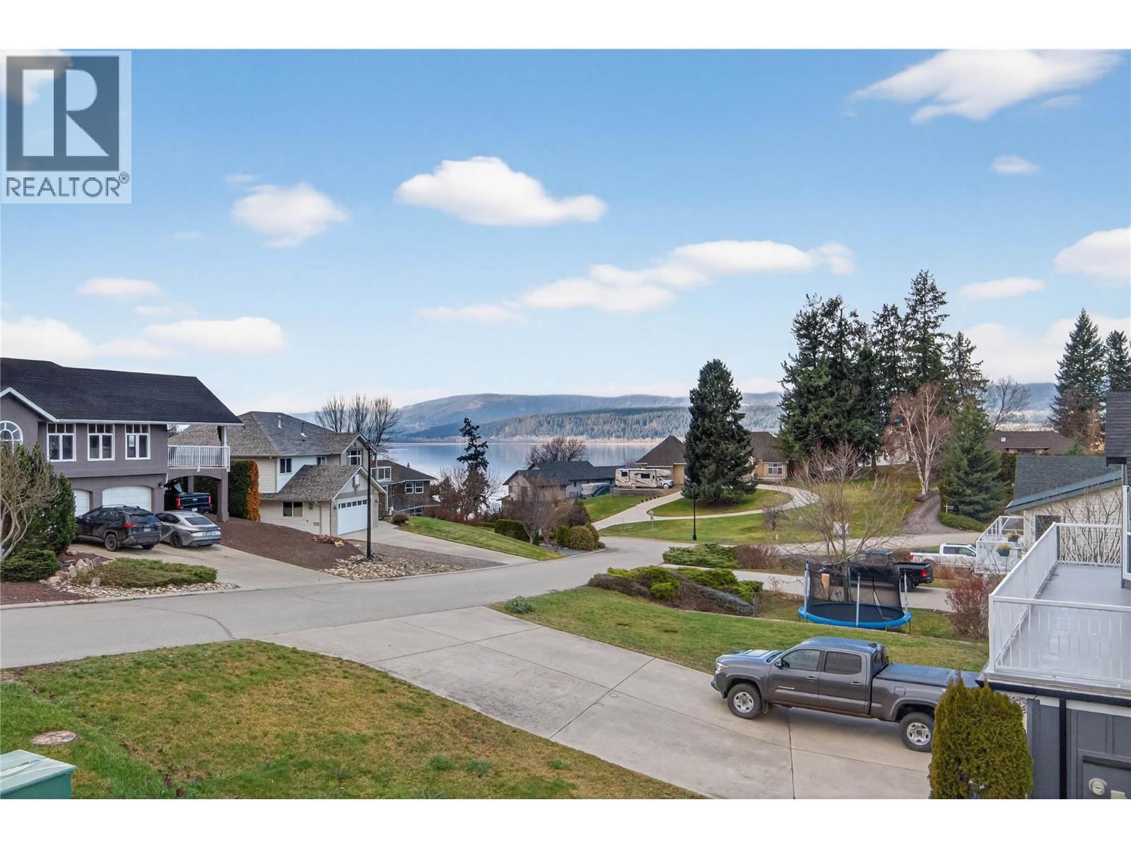  4801 13 Street Northeast, Salmon Arm