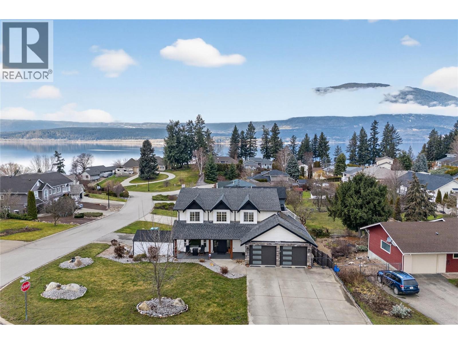  4801 13 Street Northeast, Salmon Arm