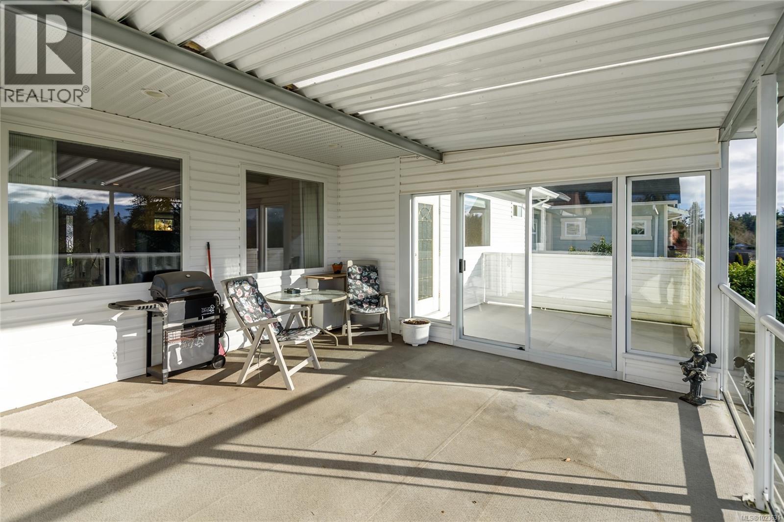 845 View Ave, Courtenay