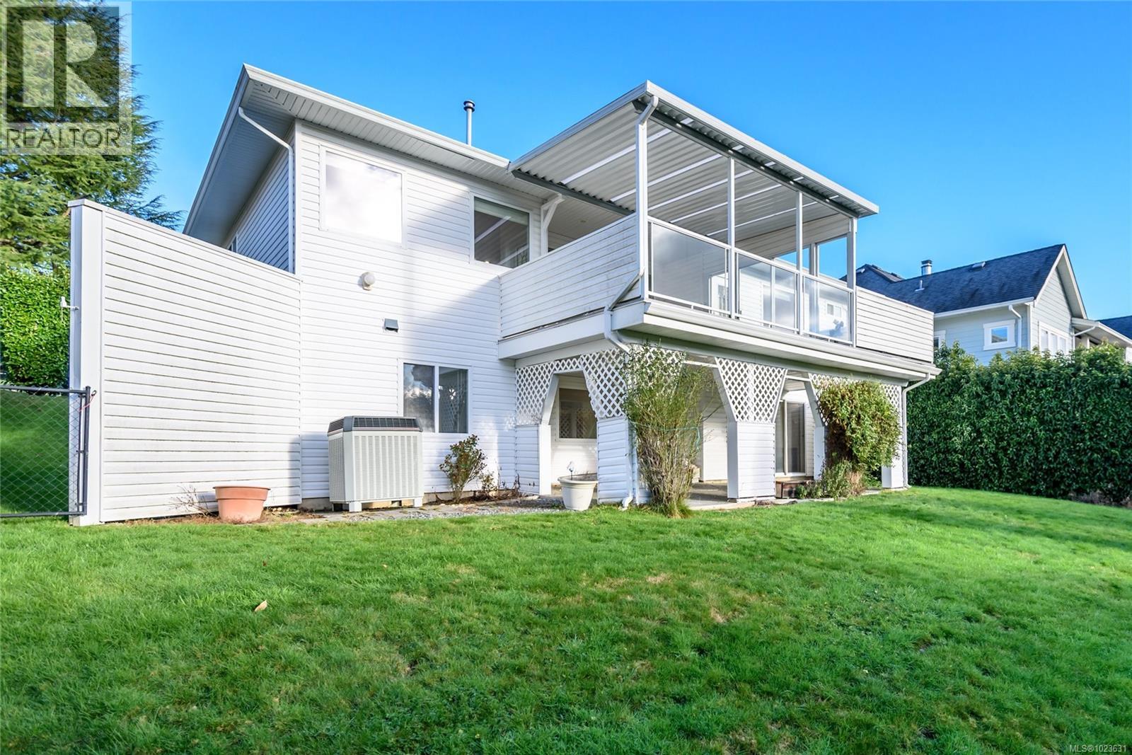 845 View Ave, Courtenay