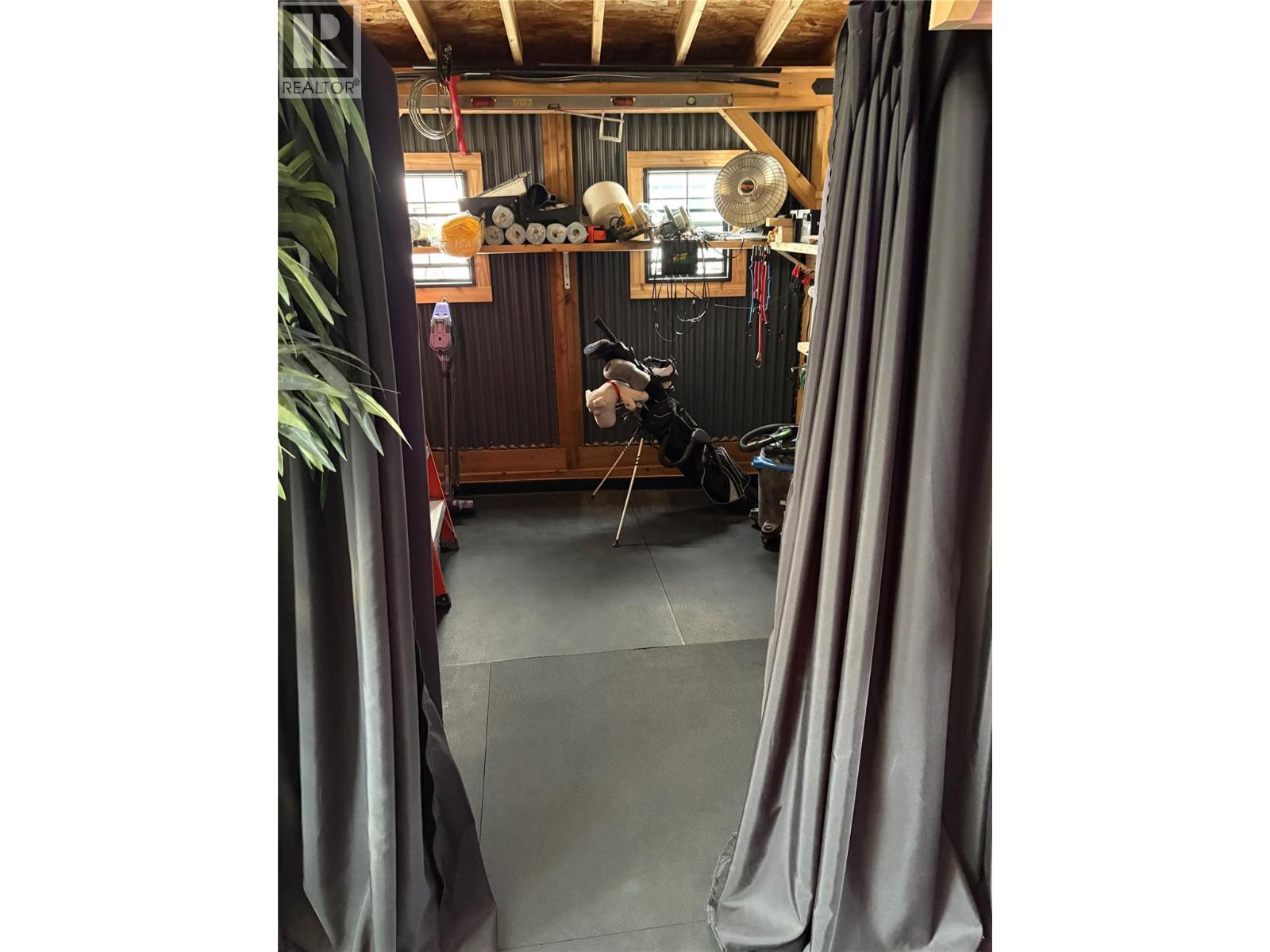 713 415 Commonwealth Road, Kelowna