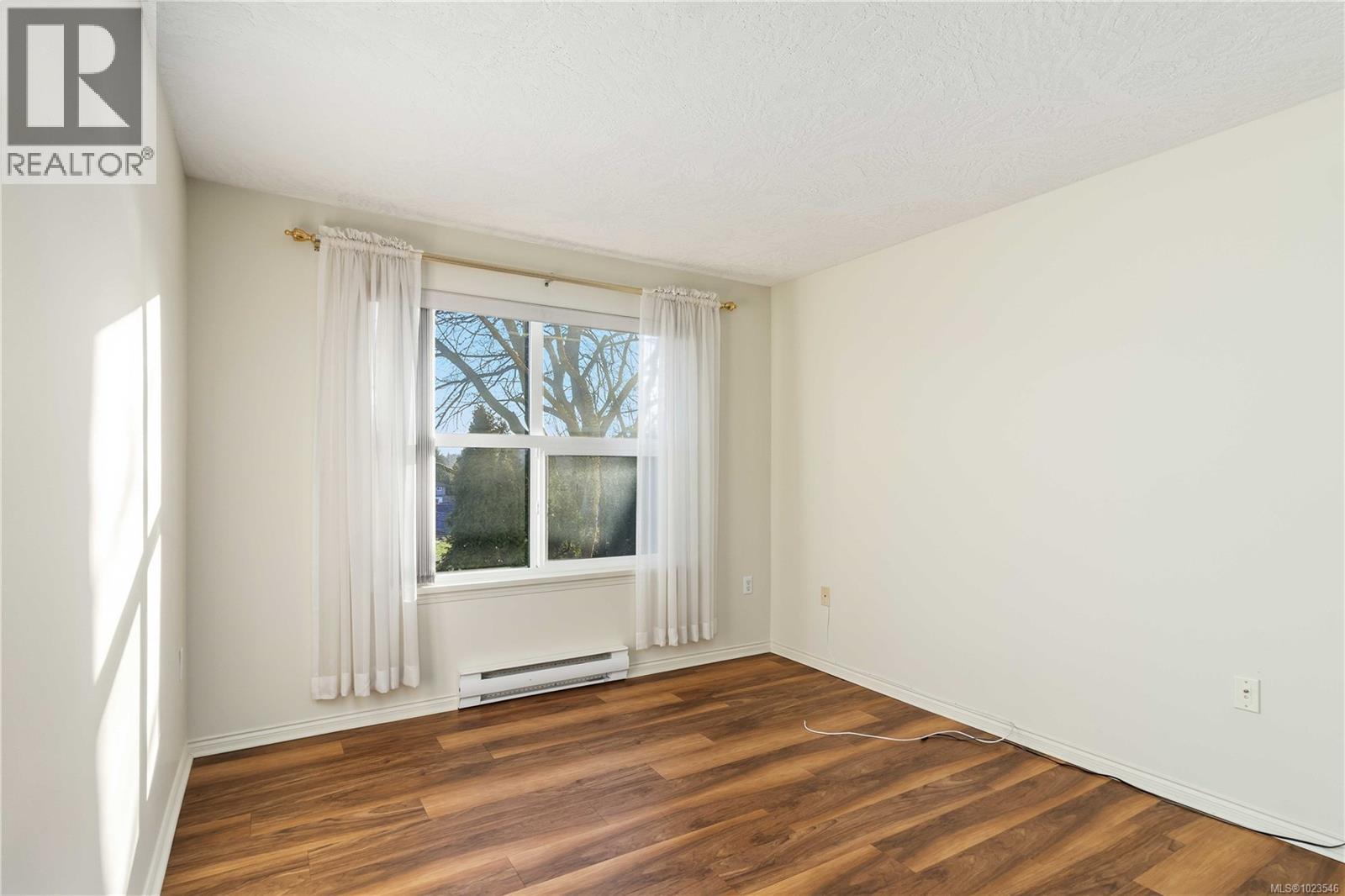 #207 1485 Garnet Rd - 24