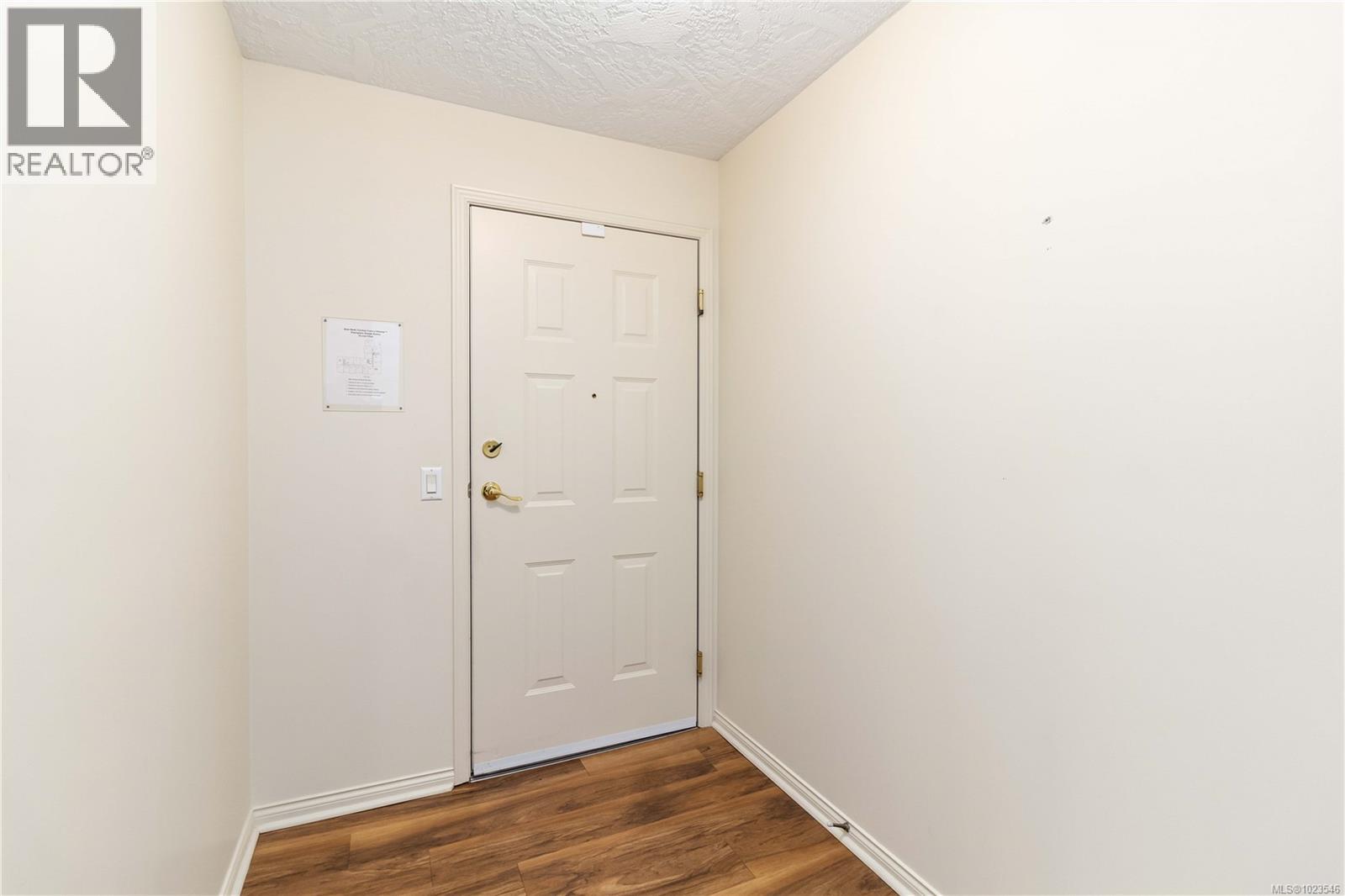 #207 1485 Garnet Rd - 5