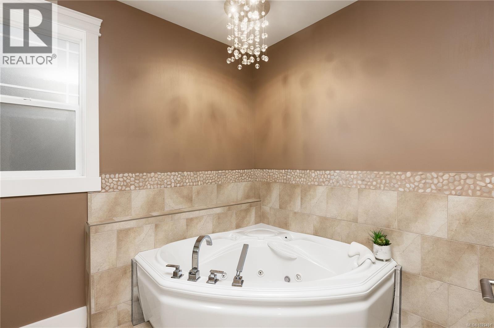  2287 Nicklaus Drive, Langford