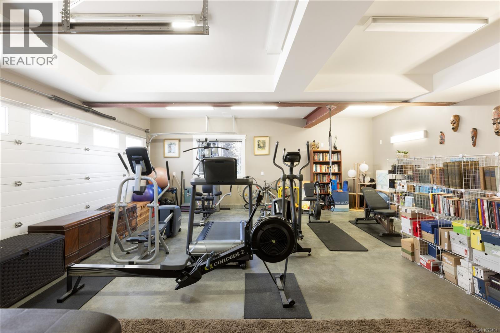  2287 Nicklaus Drive, Langford