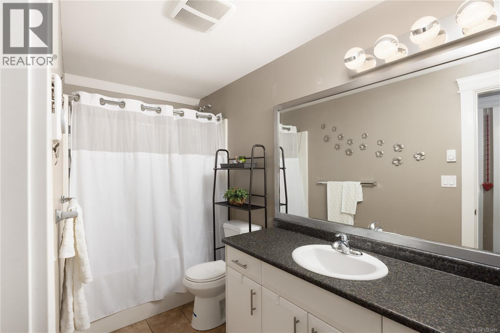  2287 Nicklaus Drive, Langford