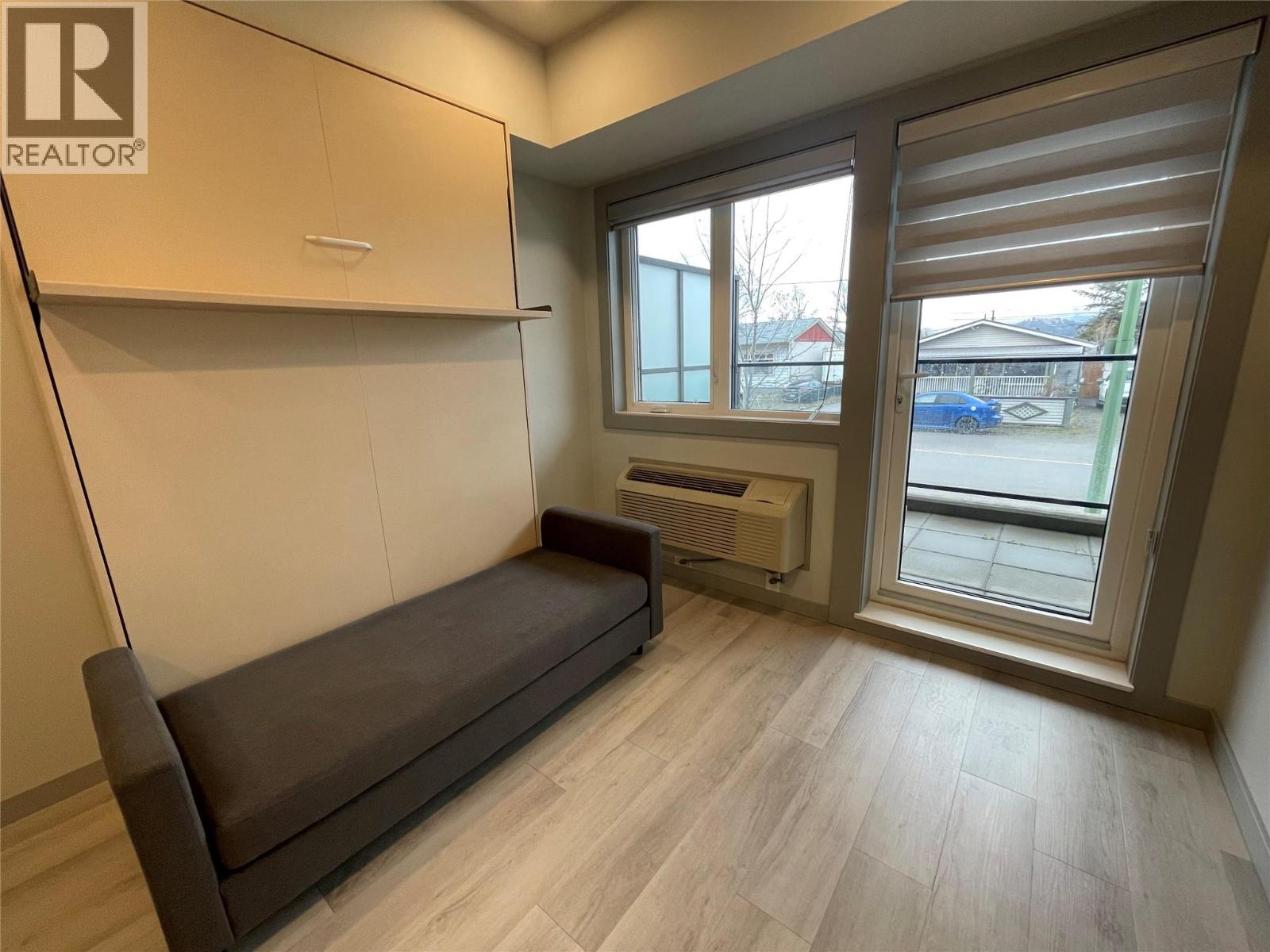 112 345 Dougall Road North, Kelowna