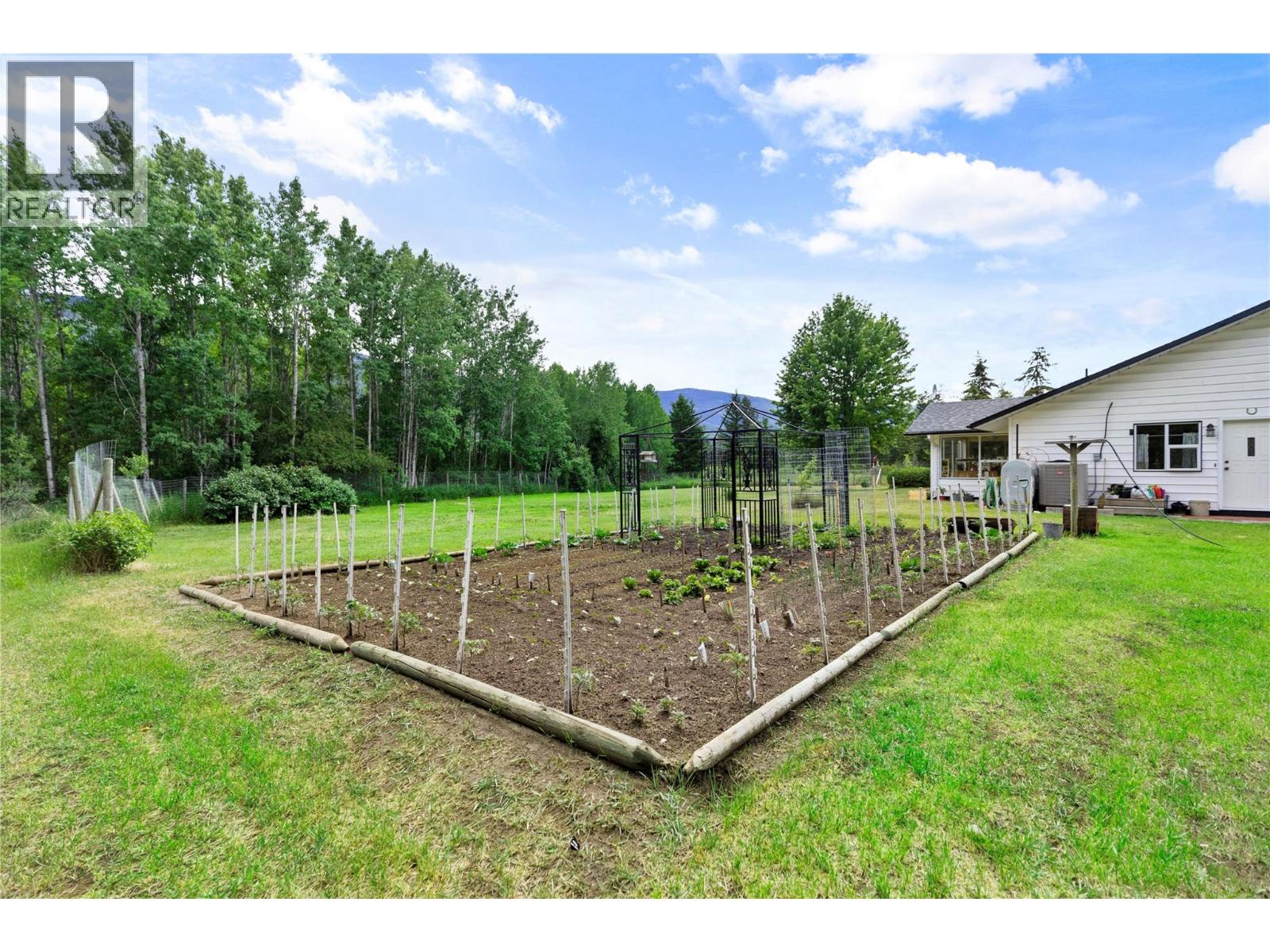 3056 HARMON ROAD - 19