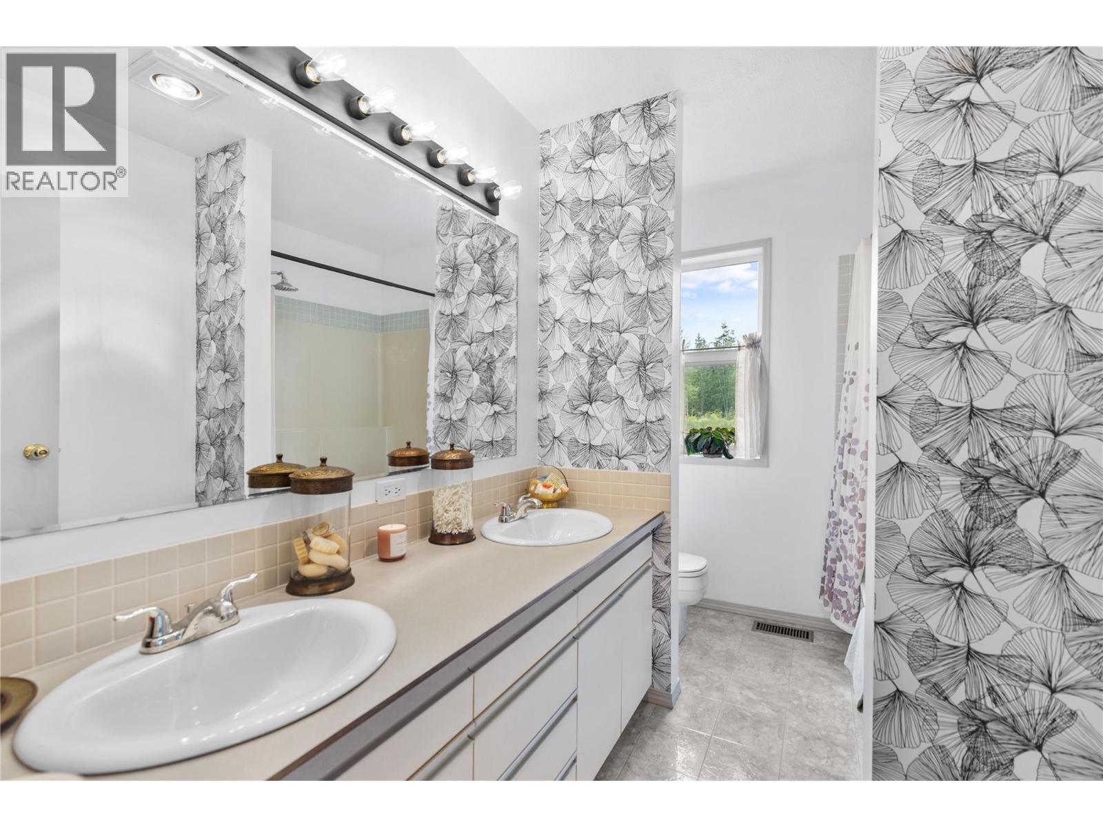 3056 HARMON ROAD - 6