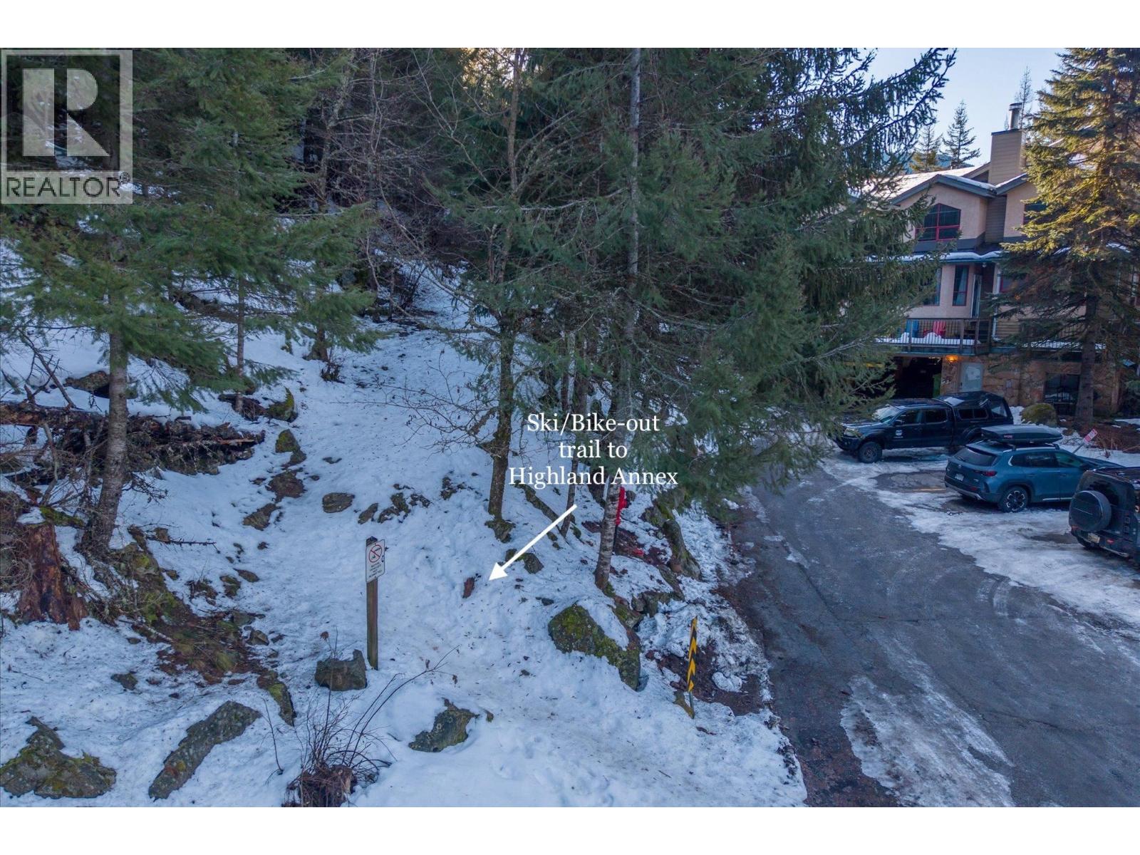 211 2109 WHISTLER ROAD, Whistler