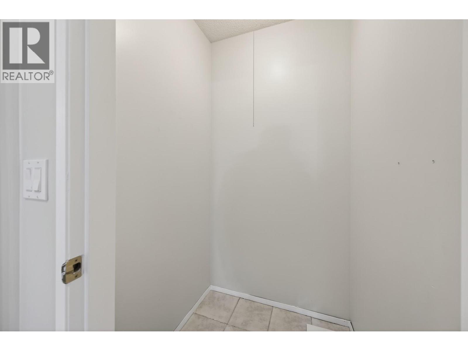 #308 751 GRANDVIEW TERRACE - 13