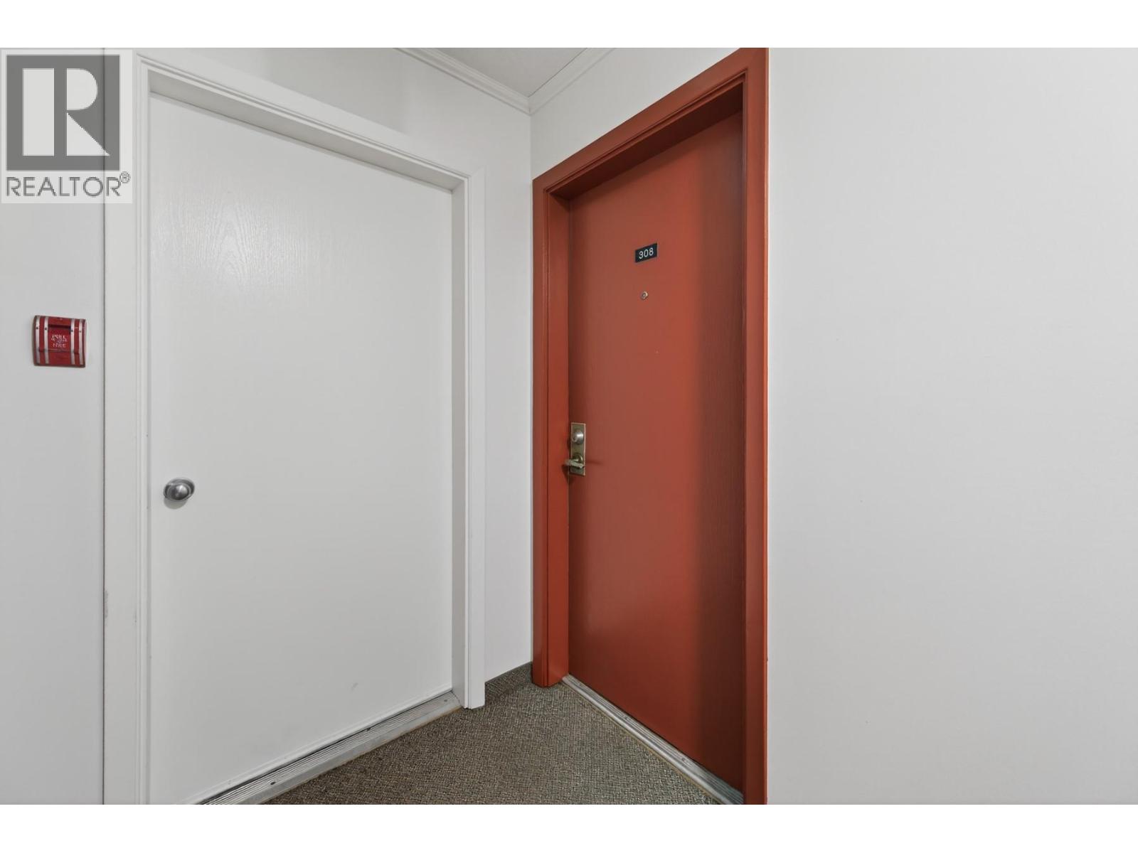 #308 751 GRANDVIEW TERRACE - 17