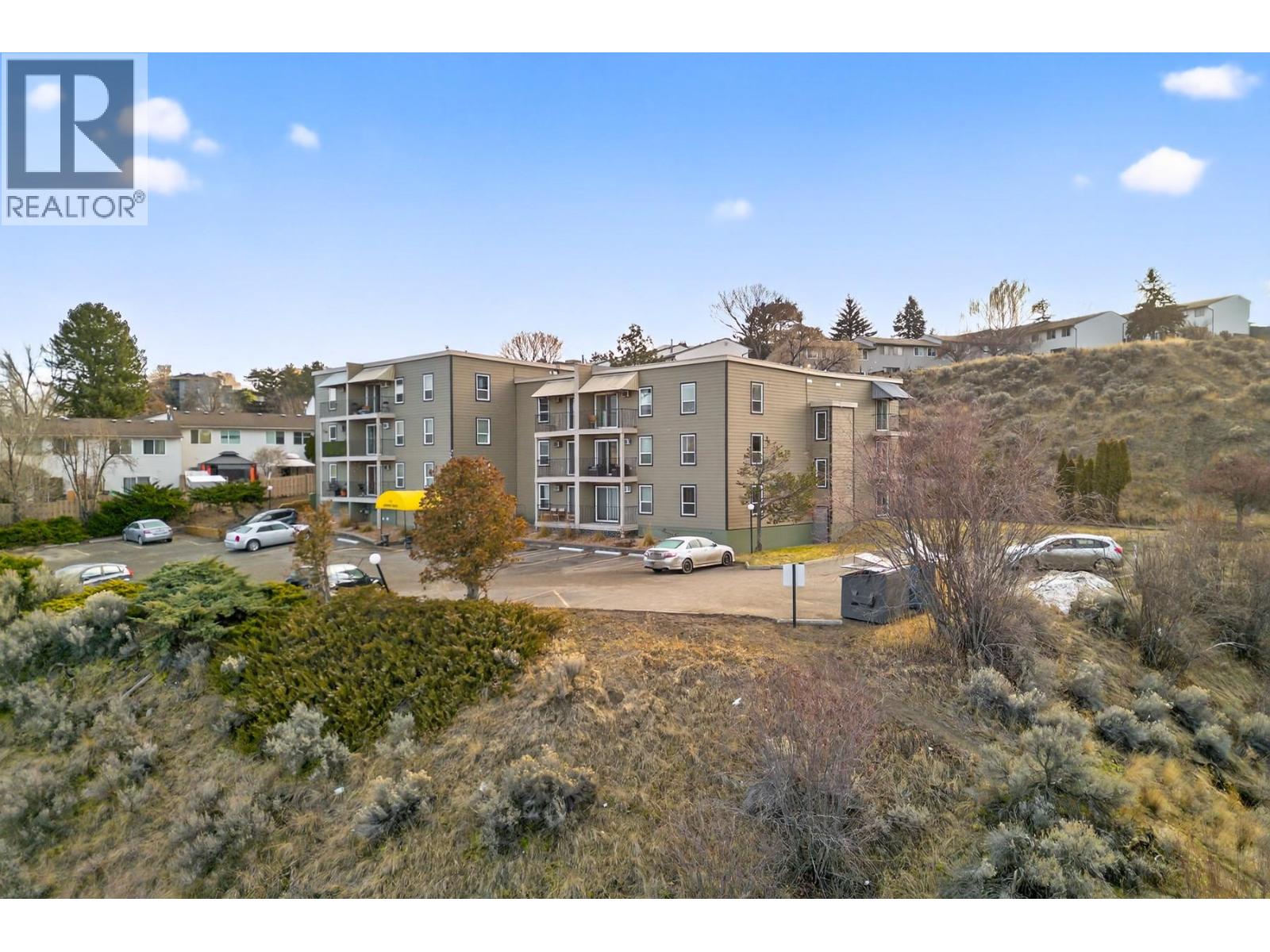 #308 751 GRANDVIEW TERRACE - 27