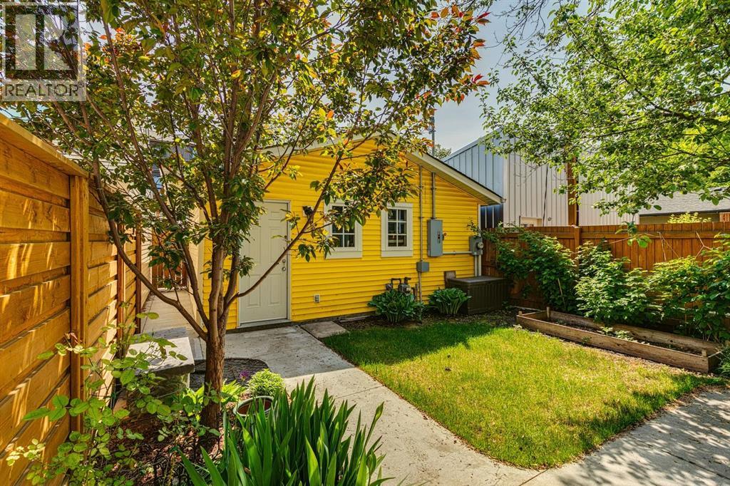 Single Family House for Sale in   Avenue SW Cliff Bungalow Calgary 