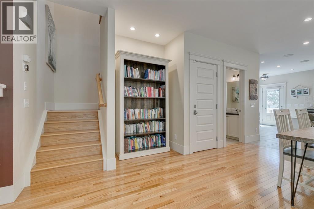 Single Family House for Sale in   Avenue SW Cliff Bungalow Calgary 