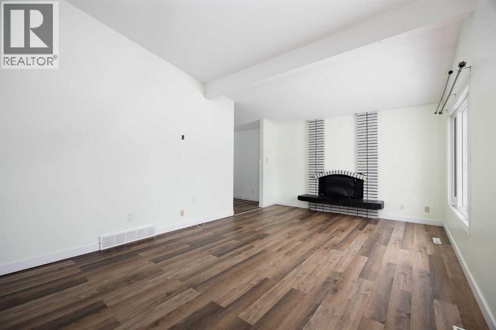 15 Birch Road, Fort McMurray