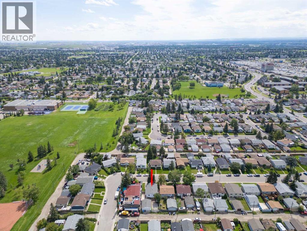 Single Family House Bi-level for Sale in  Maranda Close NE Marlborough Calgary 