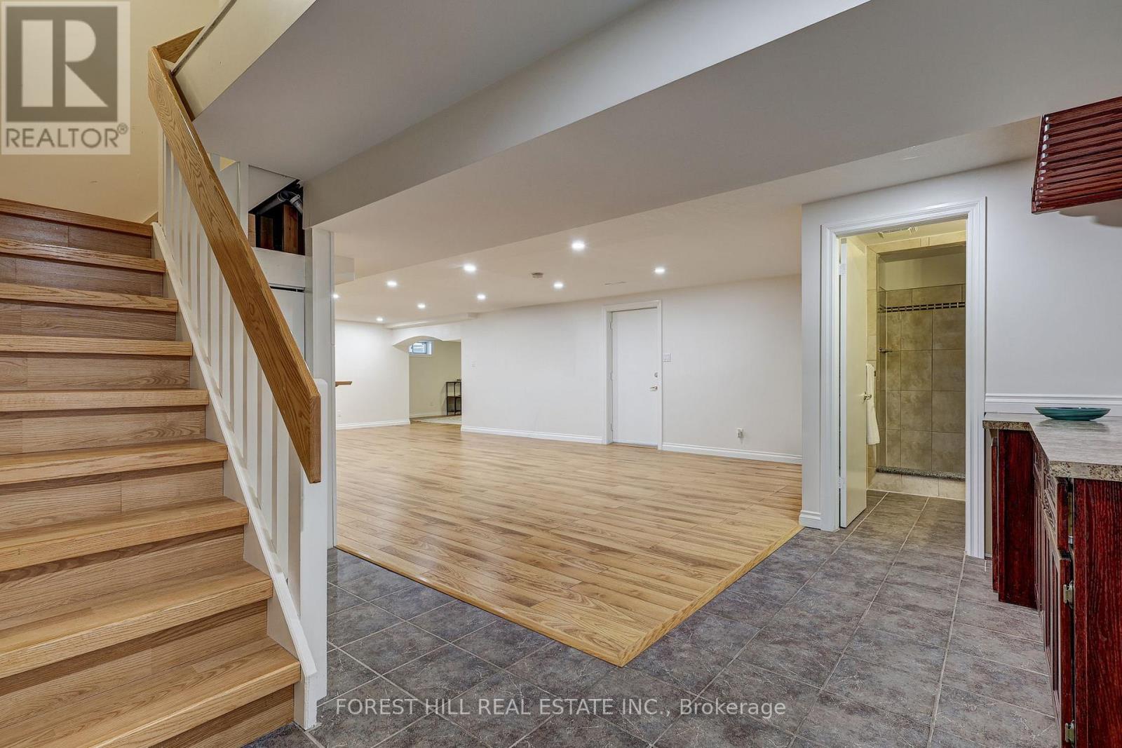 14 COBBLESTONE ROAD Property Photo