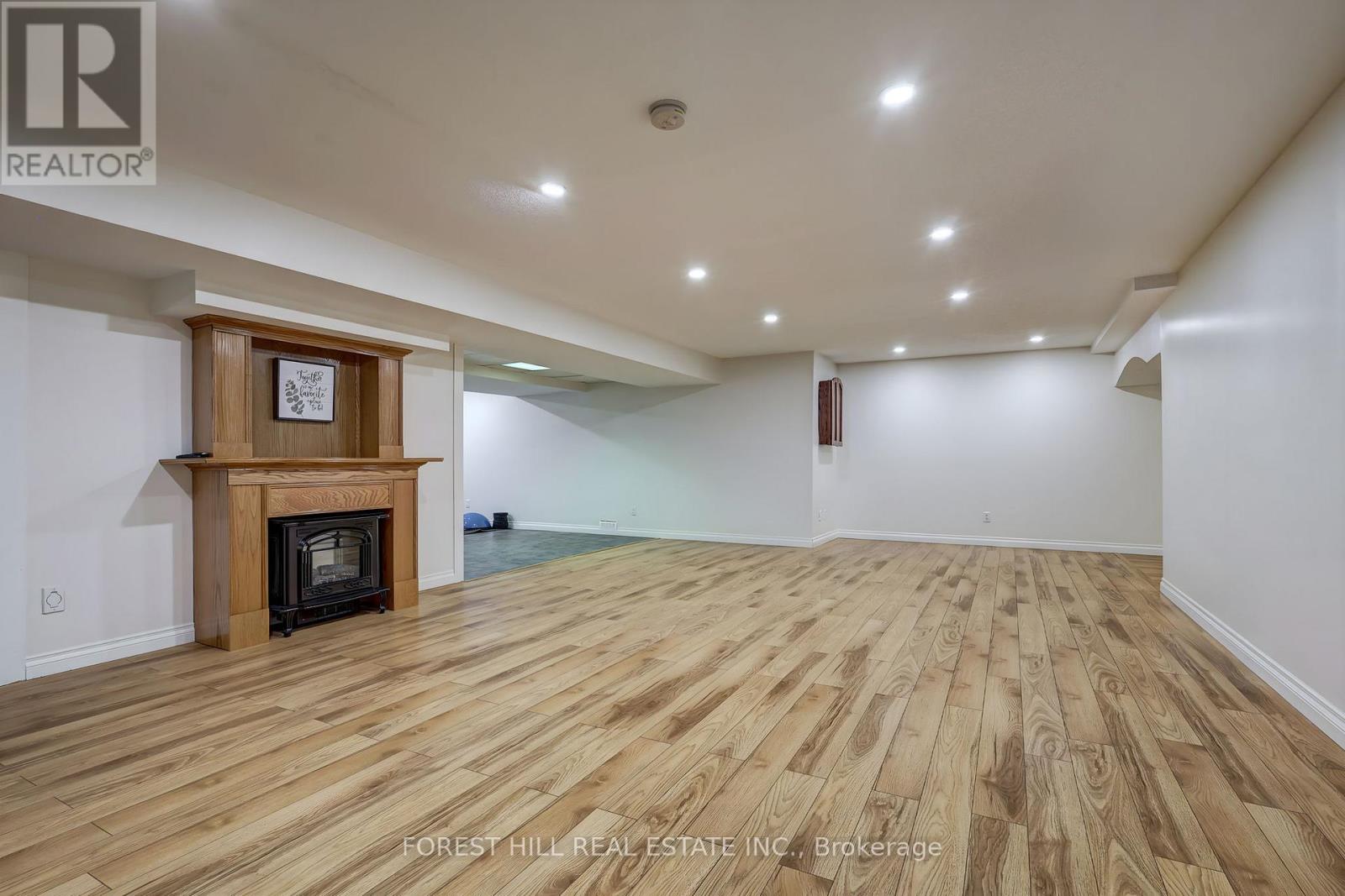 14 COBBLESTONE ROAD Property Photo