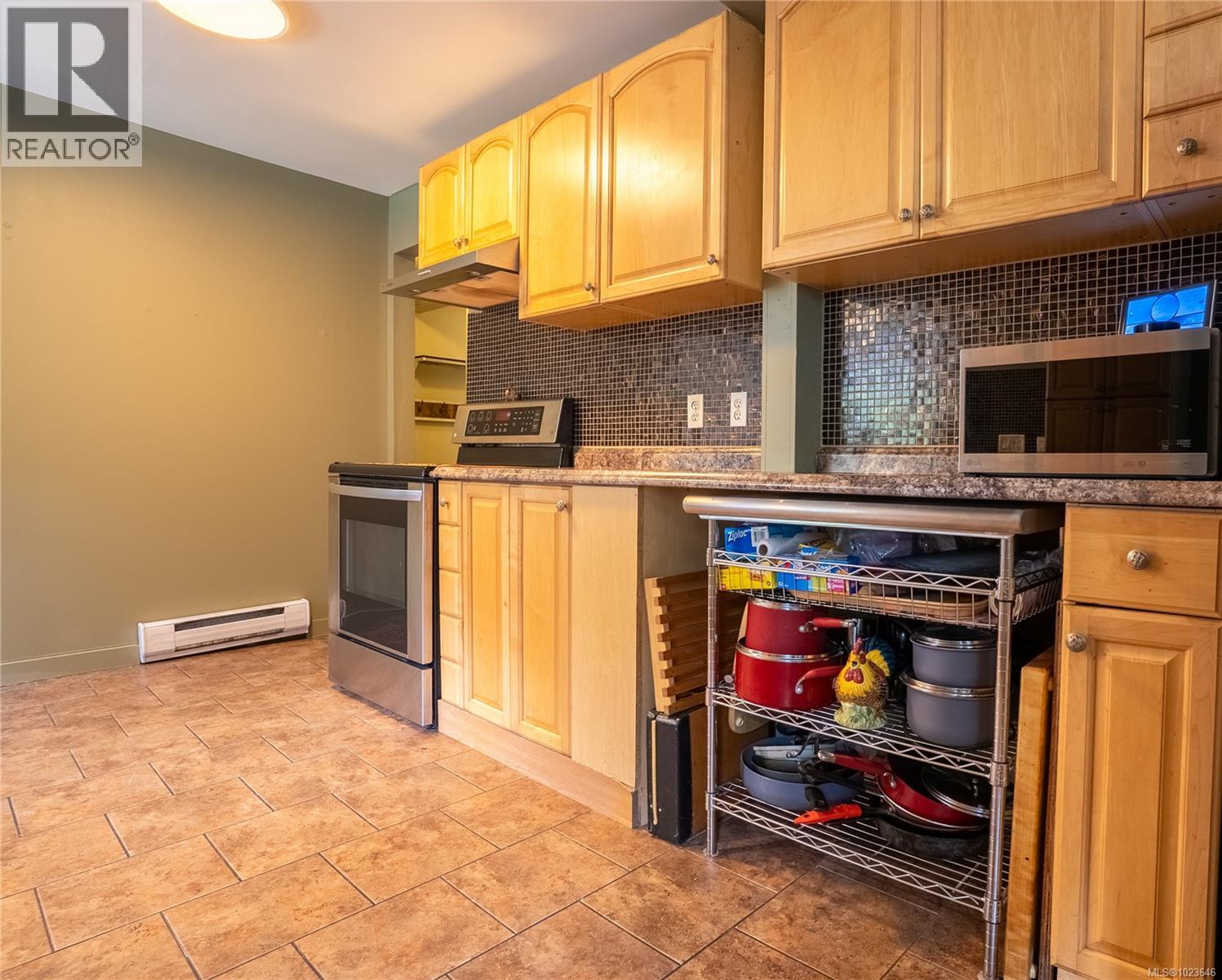  2808 Sooke Lake Road, Langford