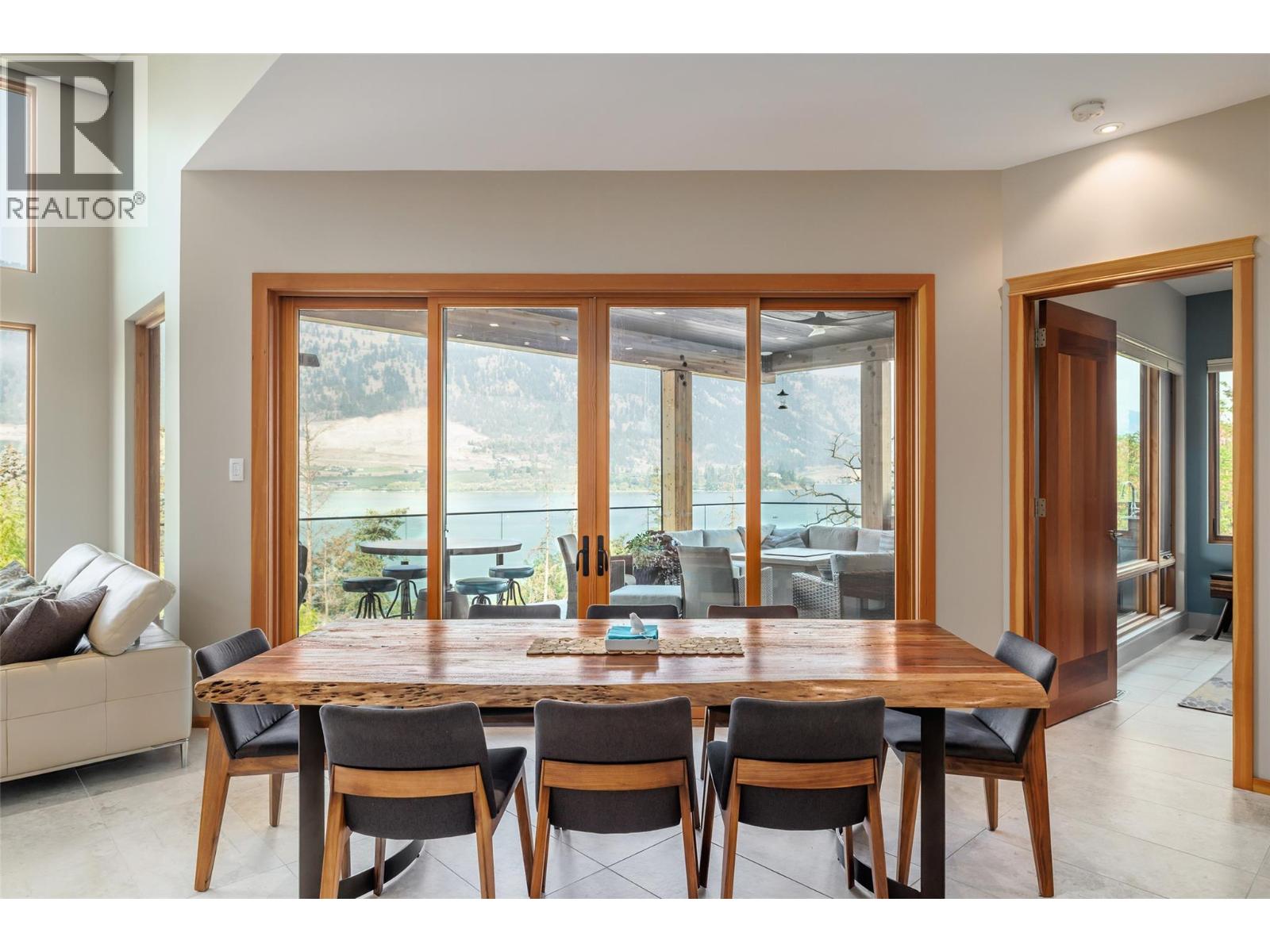  15896 Claridge Drive, Lake Country