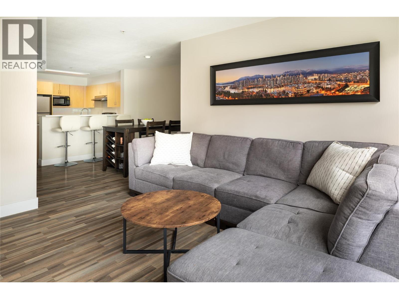 205 563 Yates Road, Kelowna