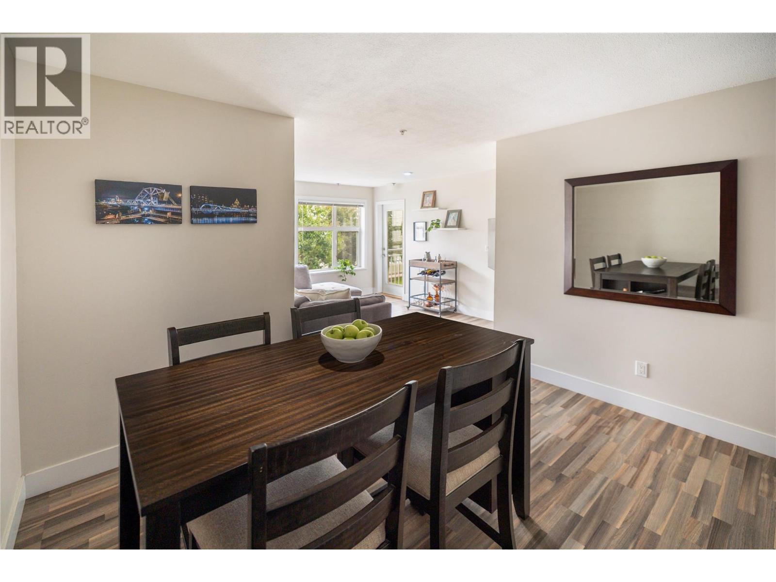 205 563 Yates Road, Kelowna