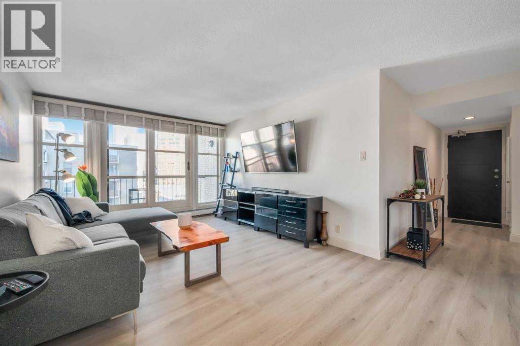 Single Family House for Sale in    Avenue SW Beltline Calgary 