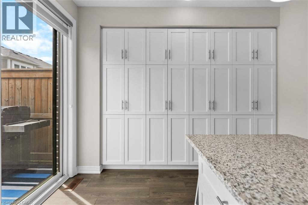 38 HIBISCUS LANE - 12