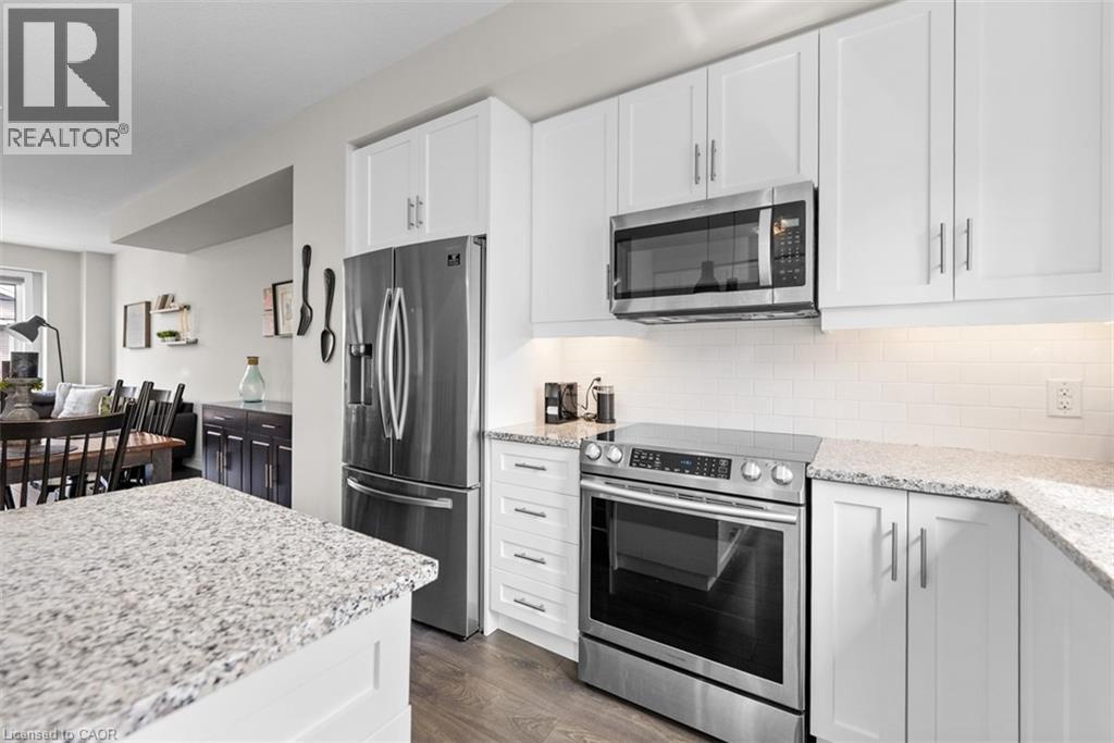 38 HIBISCUS LANE - 13