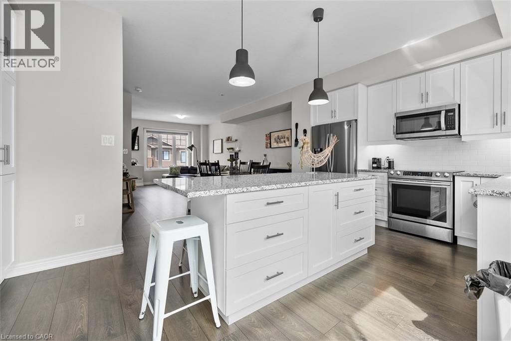 38 HIBISCUS LANE - 14
