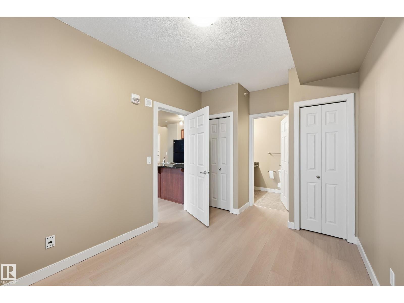 #1407 9939 109 ST NW - 16