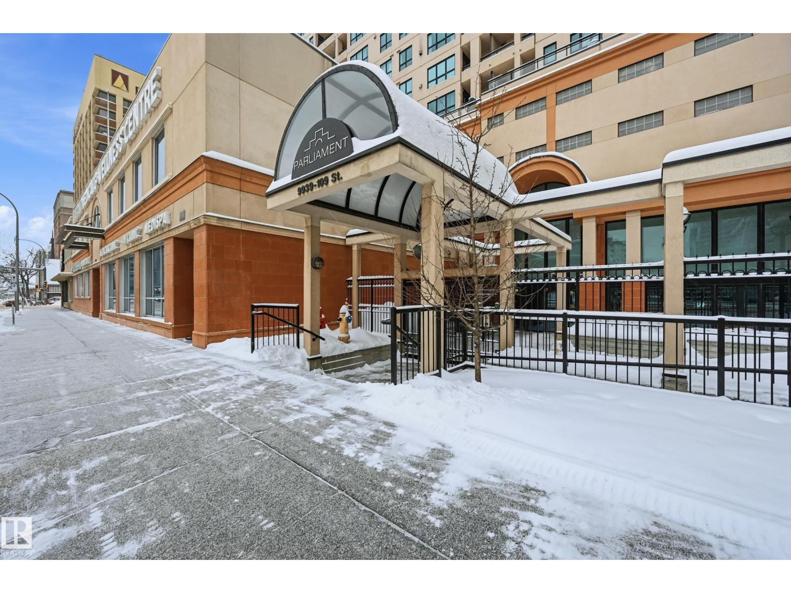 #1407 9939 109 ST NW - 28