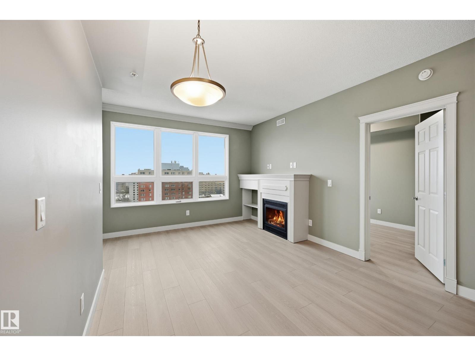 #1407 9939 109 ST NW - 5