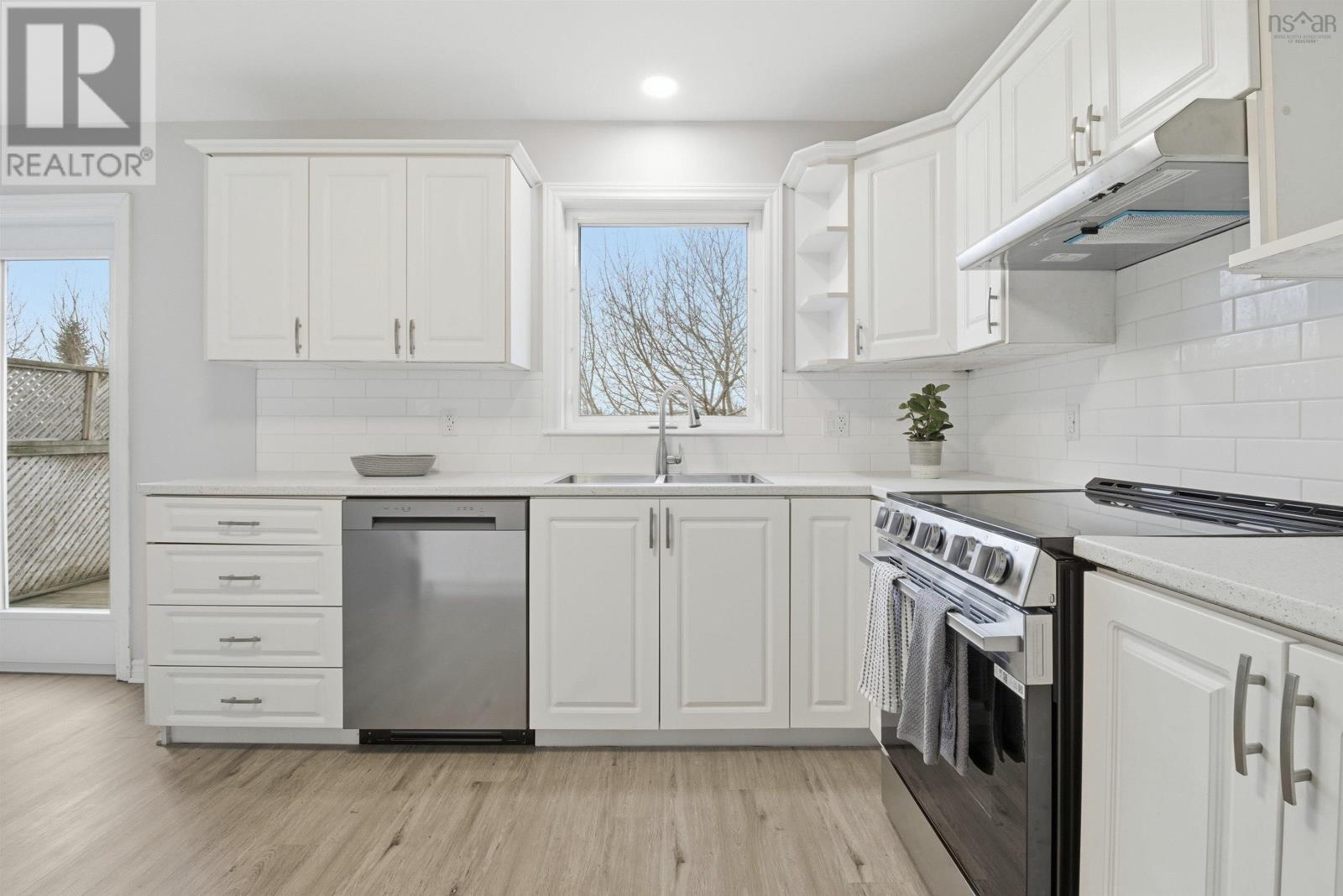 Property 11 of 39 of 227 Sheppards Run