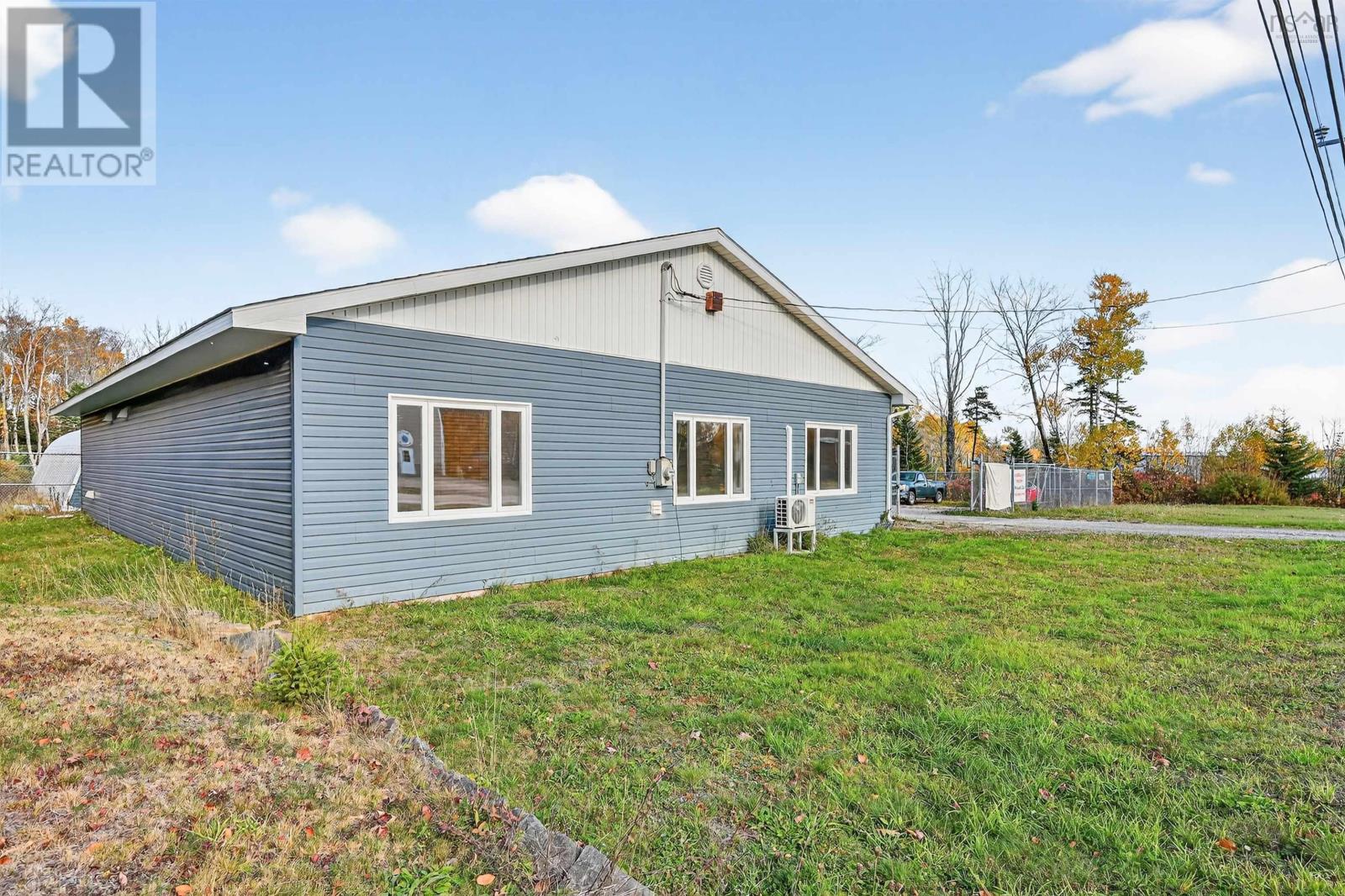 548 KELTIC DRIVE - Photo 3 of 43, Sydney, Nova Scotia