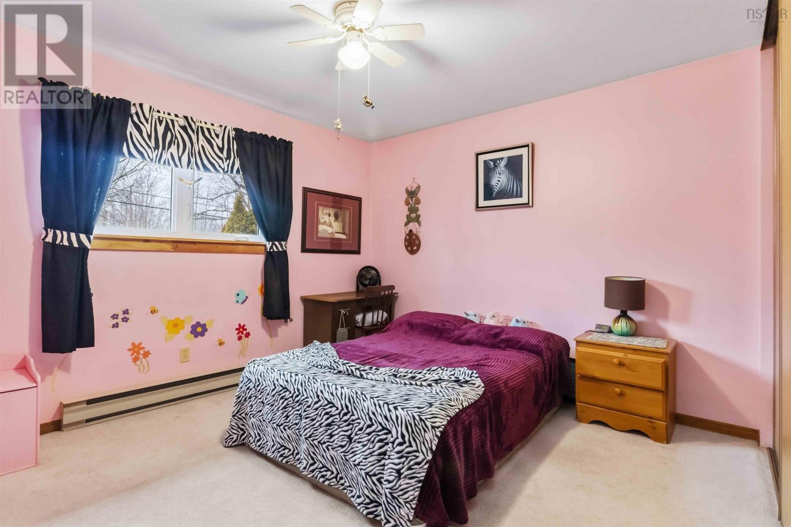 Property 27 of 49 of 37 Westmount Heights