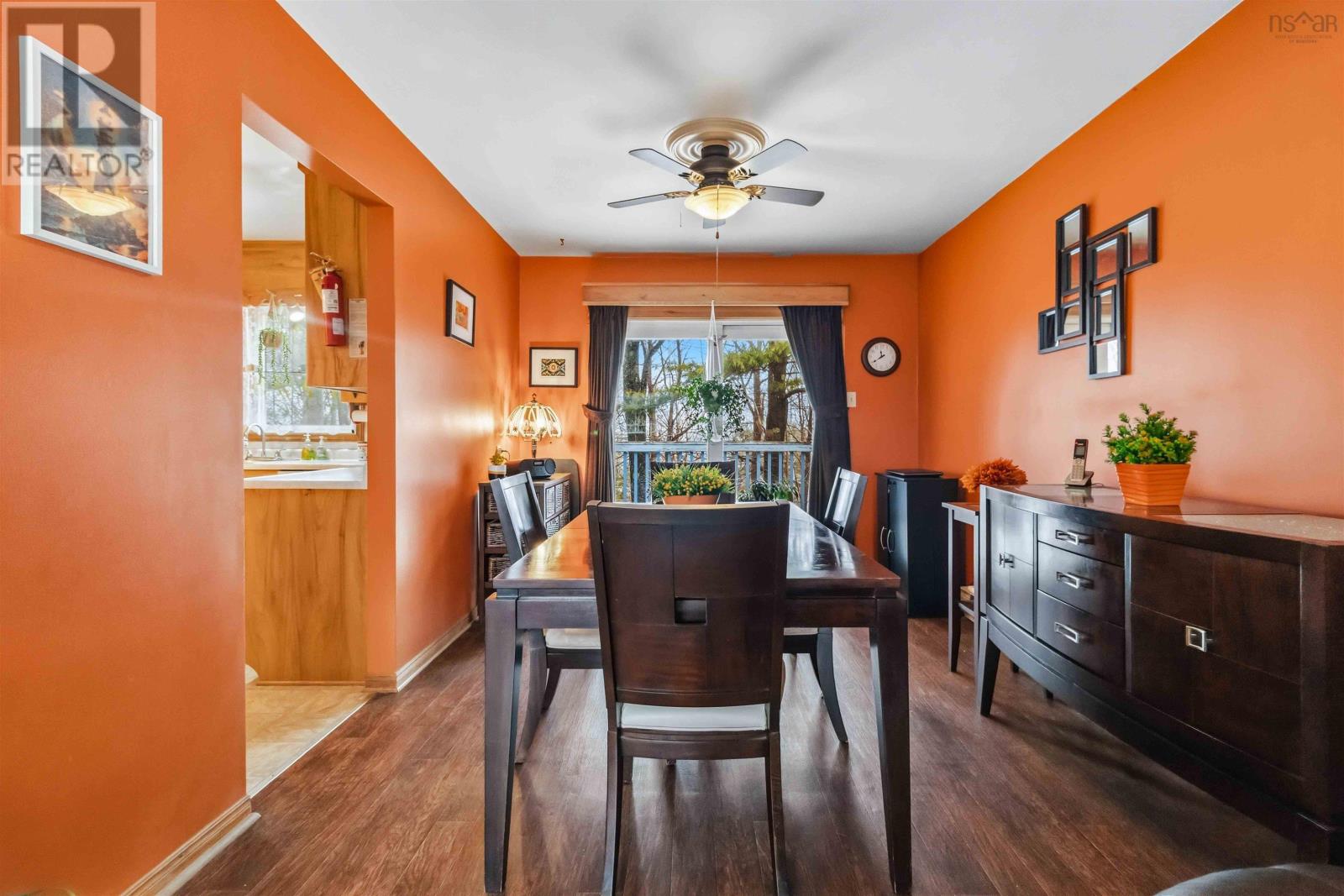 Property 12 of 49 of 37 Westmount Heights