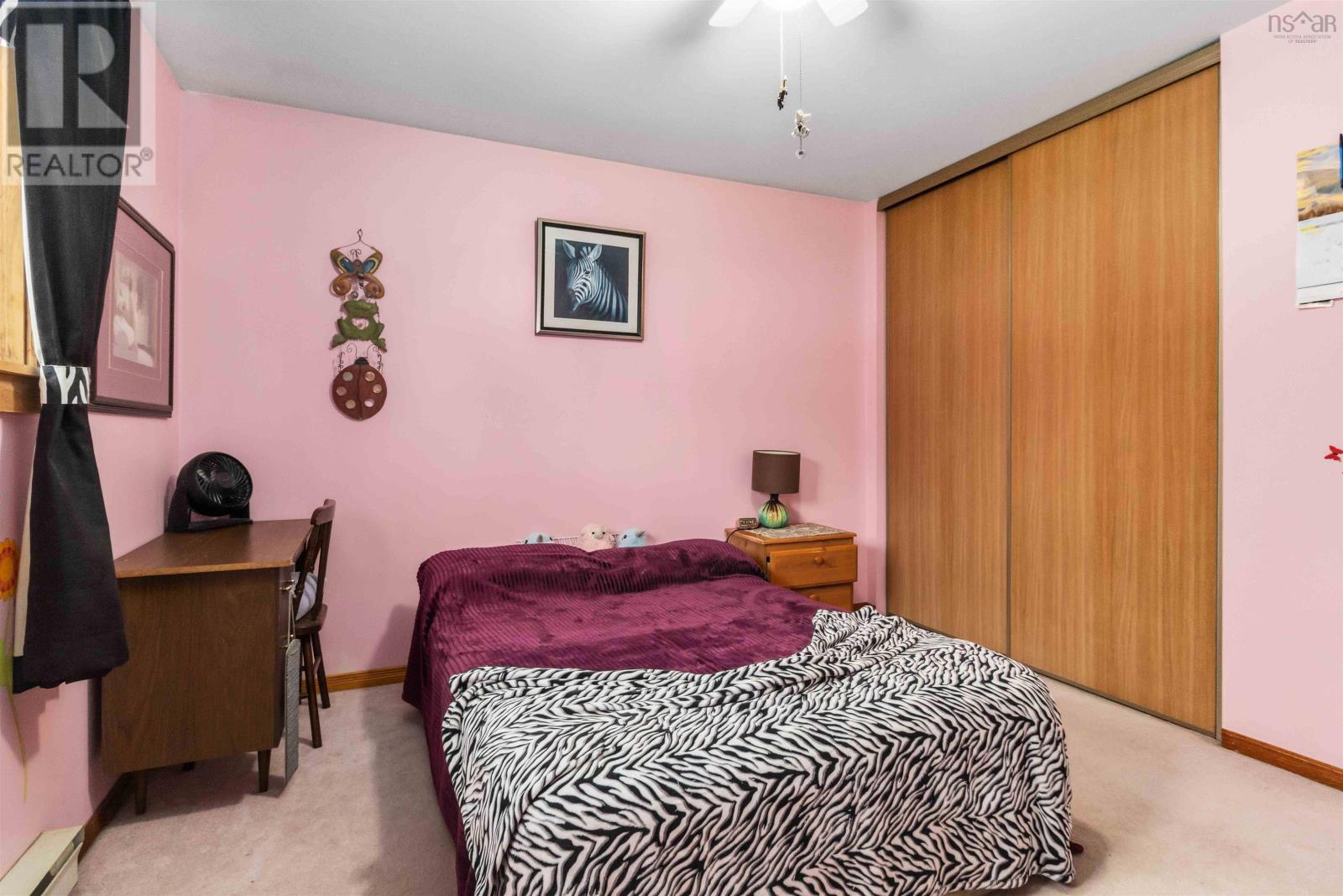 Property 28 of 49 of 37 Westmount Heights