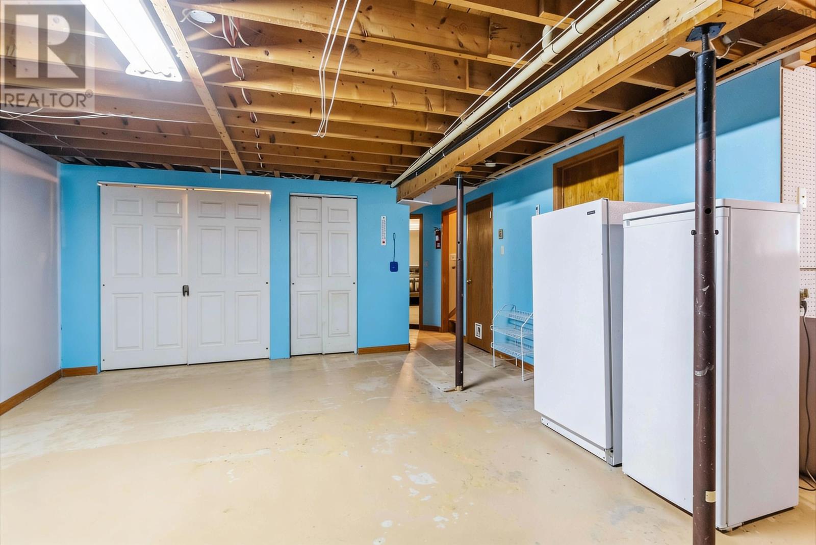 Property 41 of 49 of 37 Westmount Heights